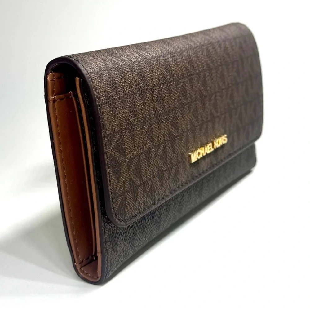 Michael Kors Large Jet Set Travel Trifold Wallet Brown Signature